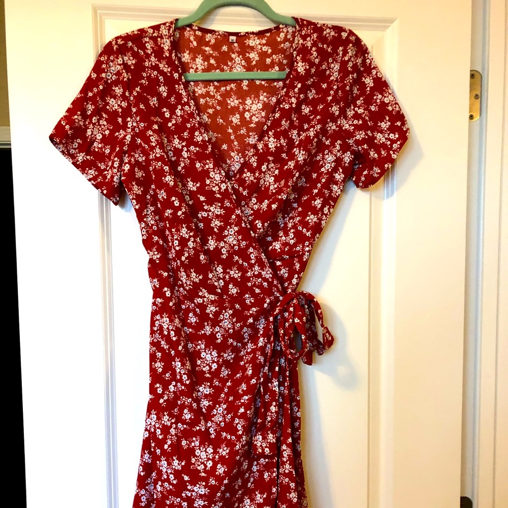 Short Sleeve Wrap Midi-Dress